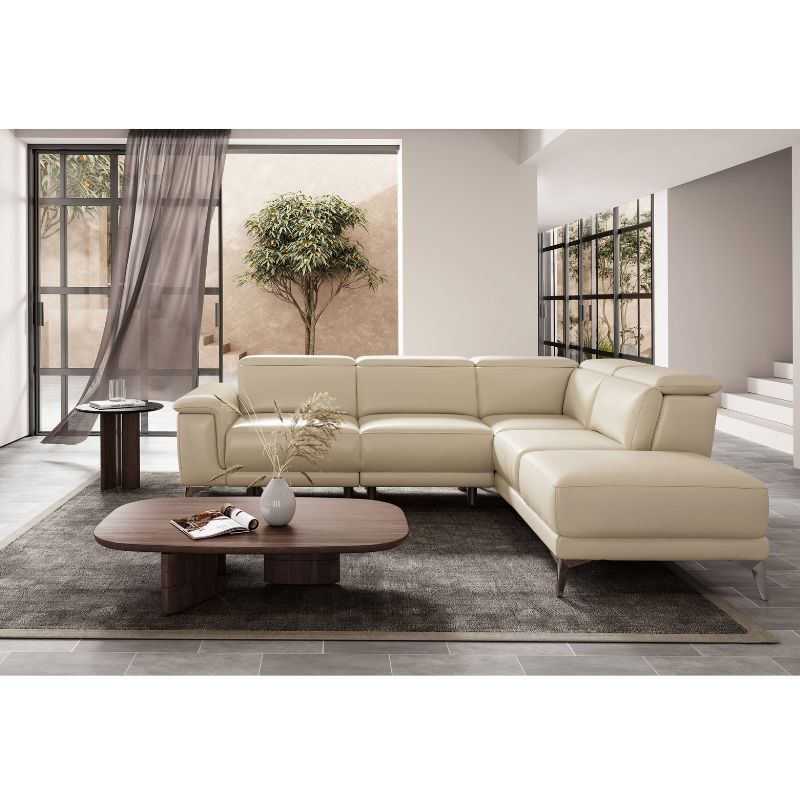 Oakley Recliner – Plush & Elegant Recliner Chair