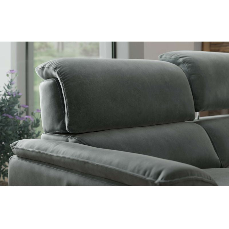 Rio Recliner – Sophistication in Every Detail