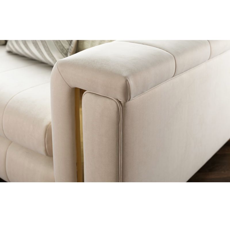 Alcott Sofa – Stylish & Comfortable Addition