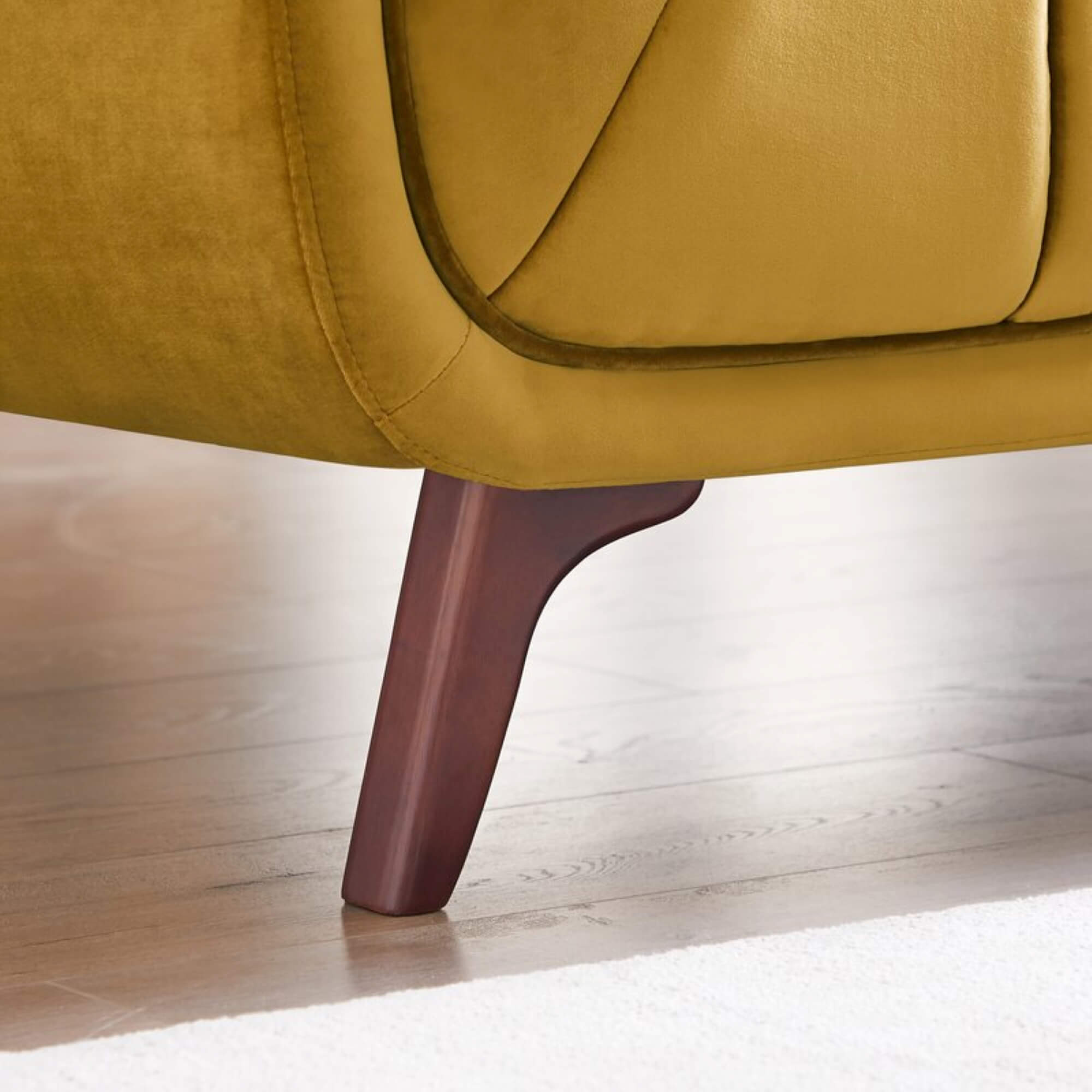 Austin Couch for a Stylish Setup | Direct from Factory
