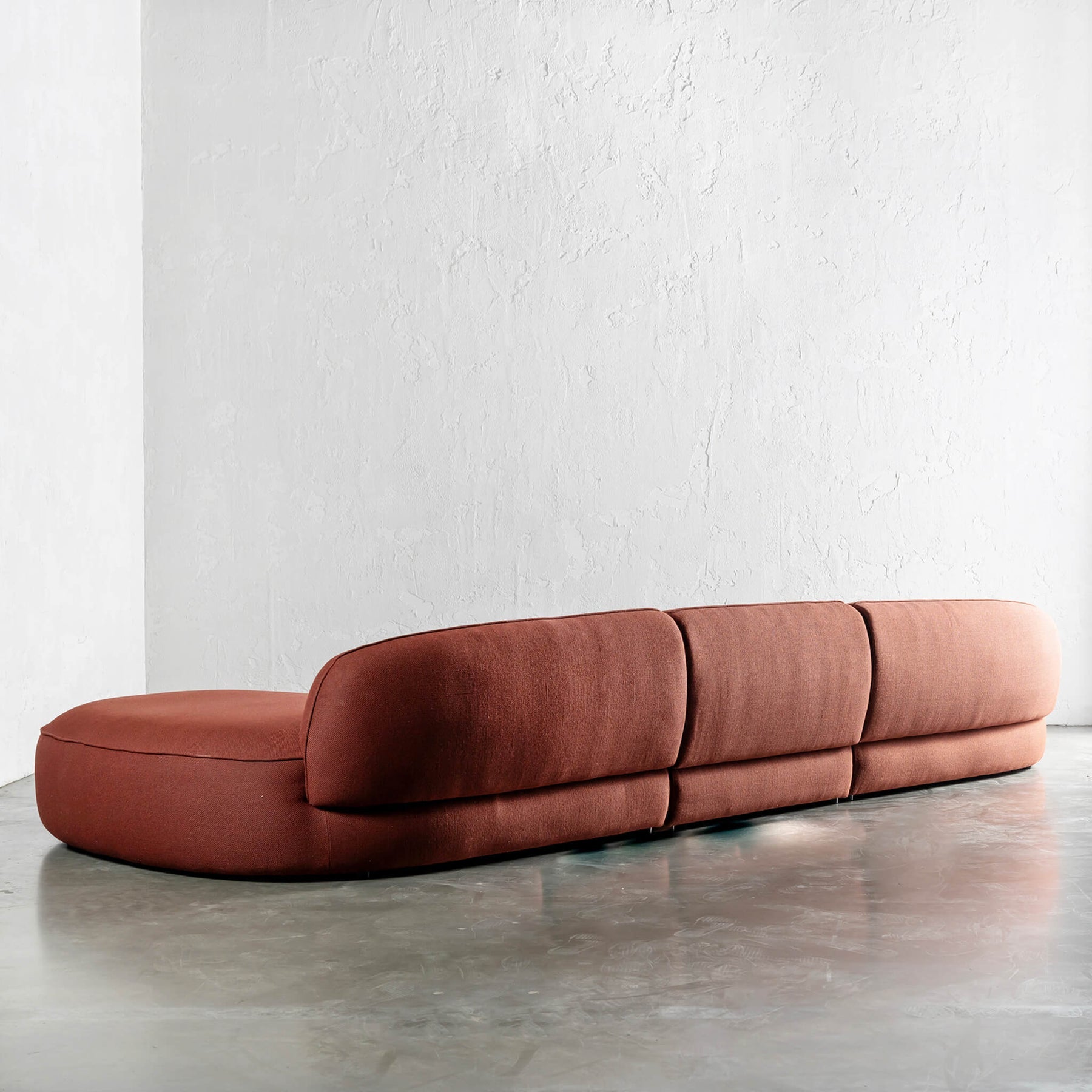 Damon Sofa Set – A Blend of Comfort & Style