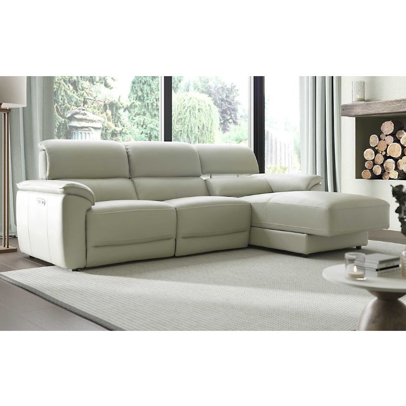 Rio Recliner – Sophistication in Every Detail