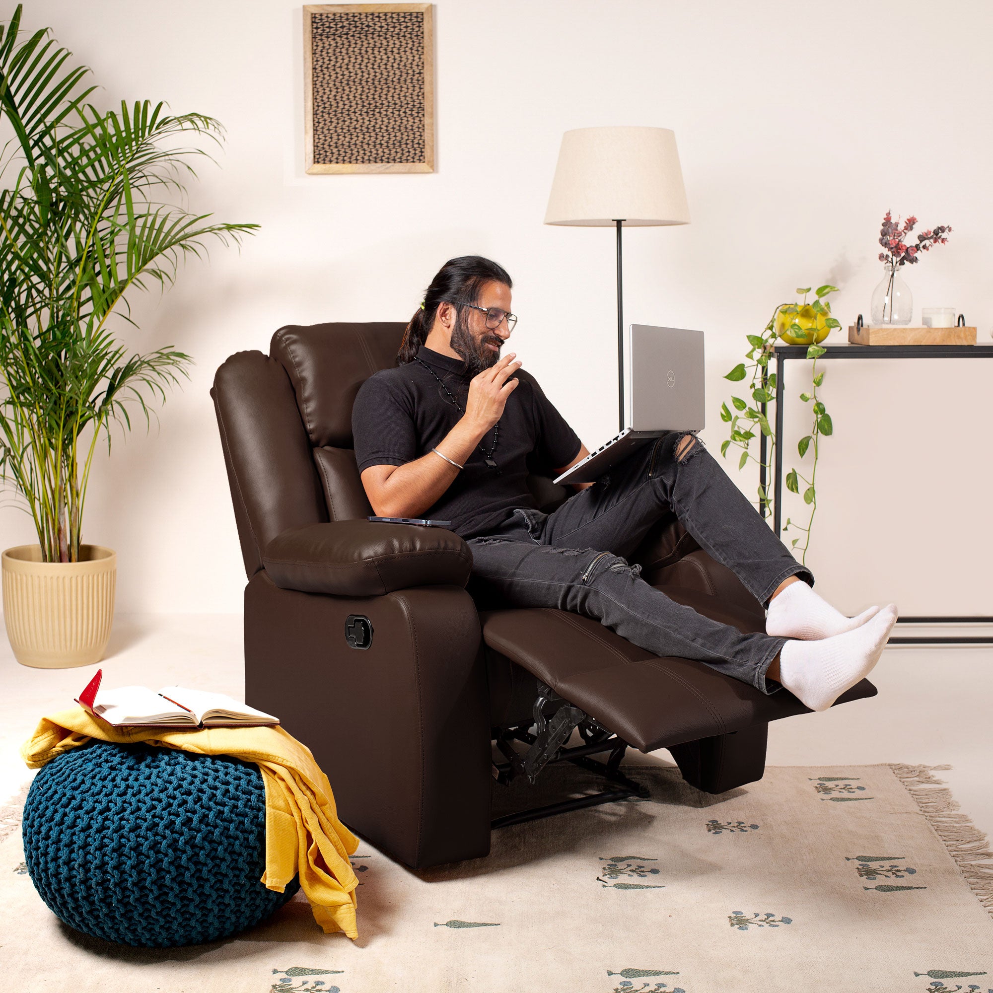 London Leatherette Recliner