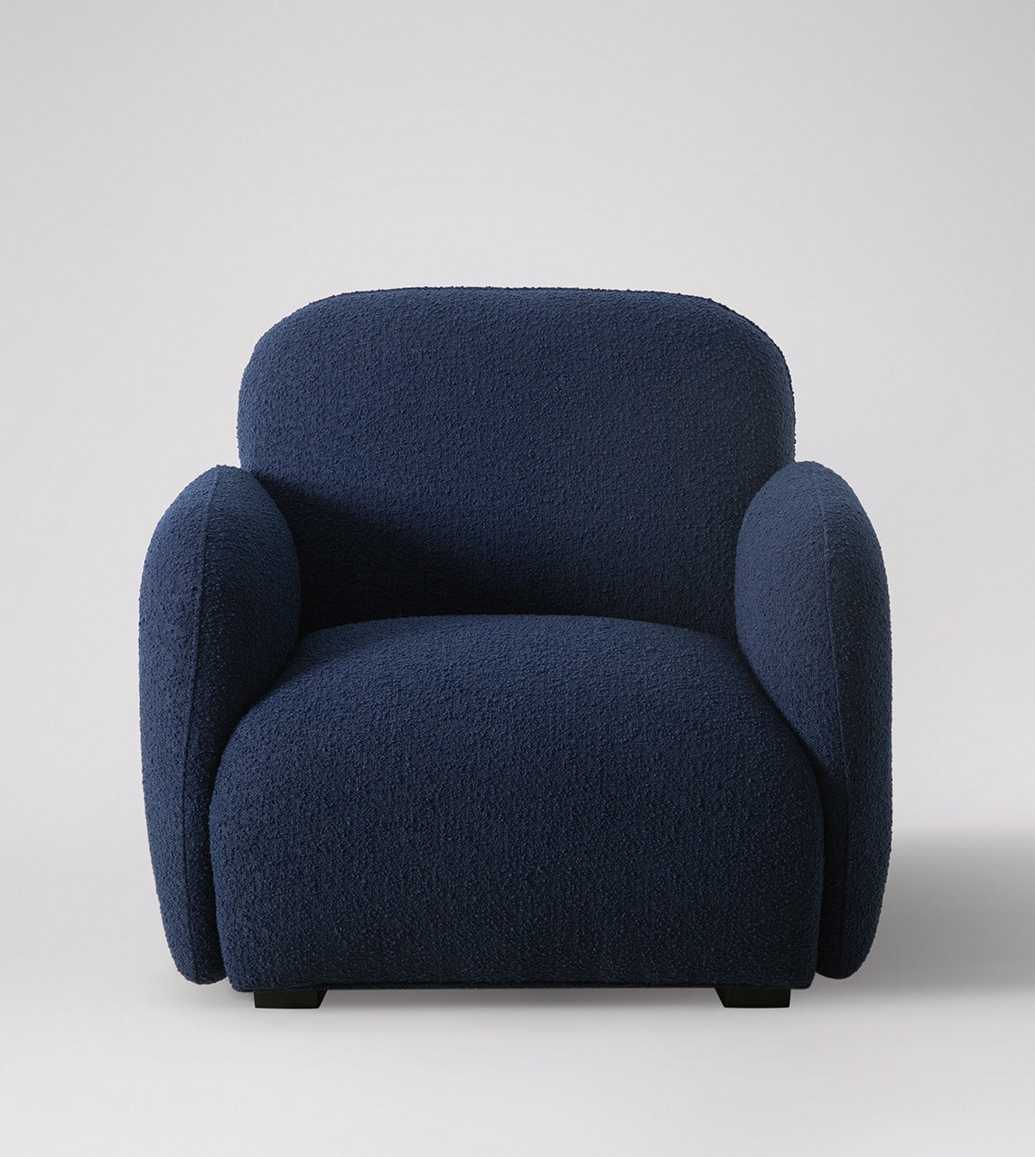 Messina Compact Armchair – Comfortable & Stylish Chair